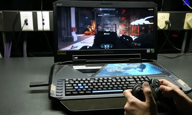huge monitor gaming laptop 2