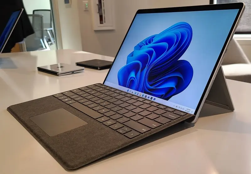 Microsoft Surface Pro 8