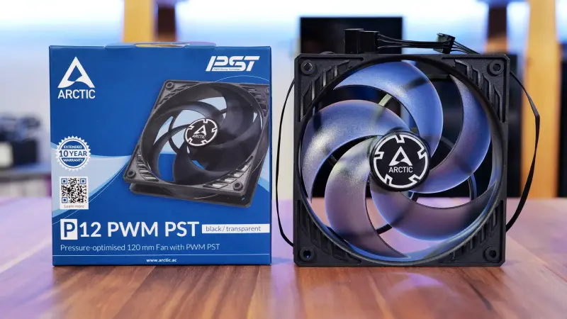 Arctic P12 PWM PST