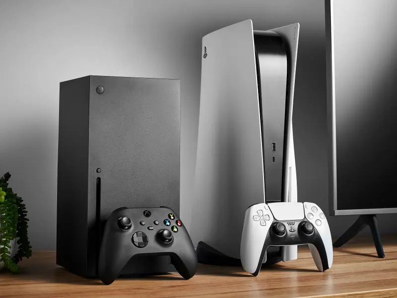 Gear-Xbox-vs-PS5