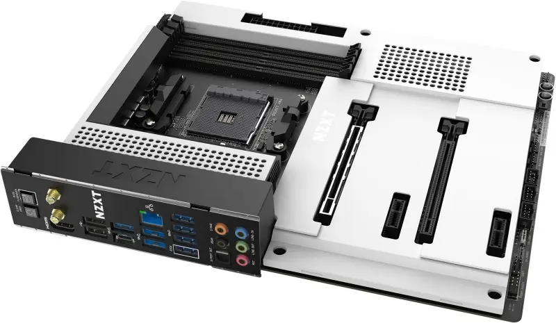 NZXT N7 B550